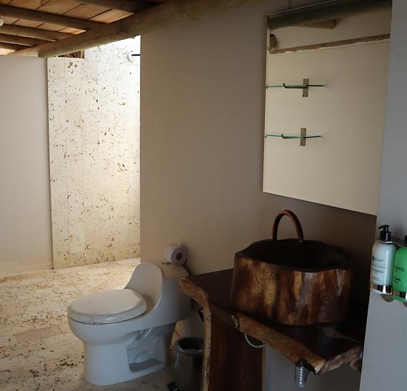 Cabaña con vista al mar