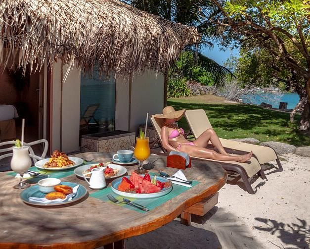 Cabaña con vista al mar